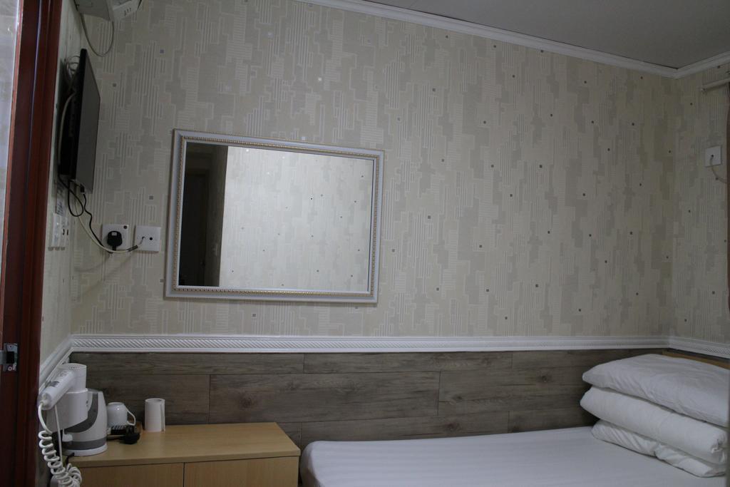 Orchid Inn Hong Kong Bagian luar foto