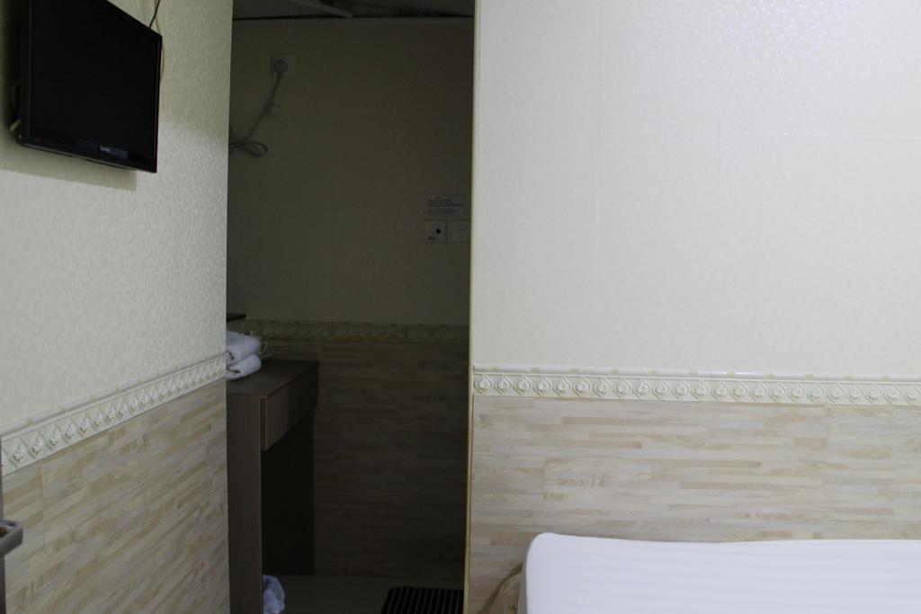 Orchid Inn Hong Kong Bagian luar foto